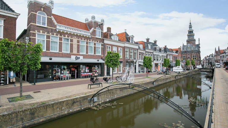 Snoozz Hotels Bolsward Boutique hotel zonder receptie met digitale ...