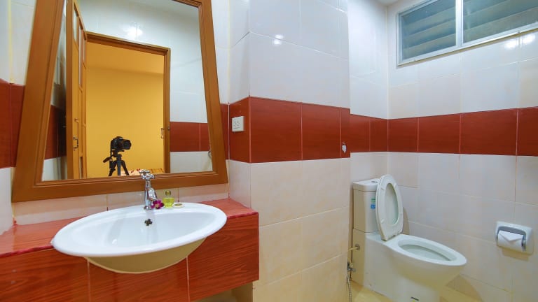 Lotus hotel patong