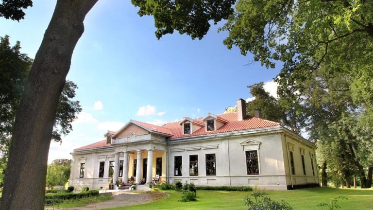 Dwór Bieganów (Moskorzew) Alle Infos zum Hotel