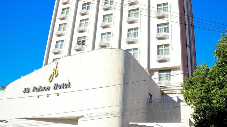 Jbs Palace Hotel