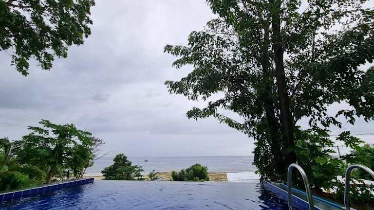 Villa Santoriño Oceanview Retreat in Bohol (Loboc): Alle Infos zum Hotel