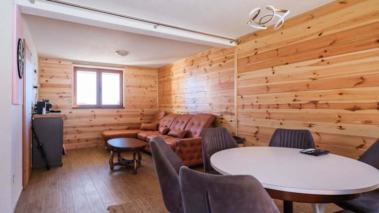 Cozy house with sauna in Durmitor National Park (Žabljak): Alle Infos ...