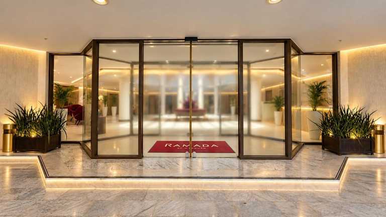 Ramada by Wyndham Abu Dhabi Al Sharia (Abu Dhabi): Alle Infos zum Hotel