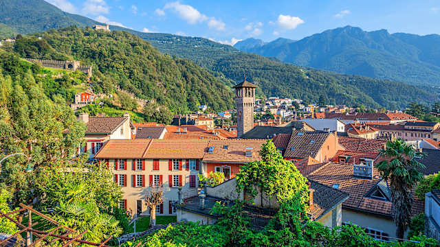 Blick auf das Stadtzentrum mit dem Rathaus von Tessin © HUBER IMAGES - Hans-Georg Eiben