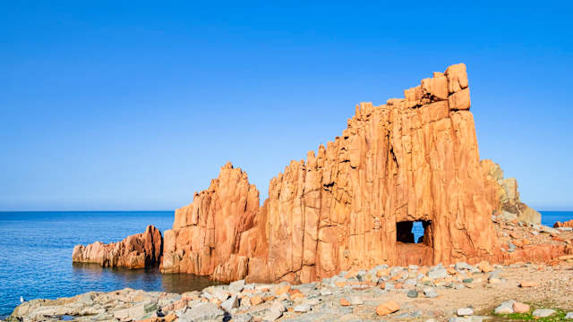 Die roten Klippen von Arbatax, Sardinien, Italien.