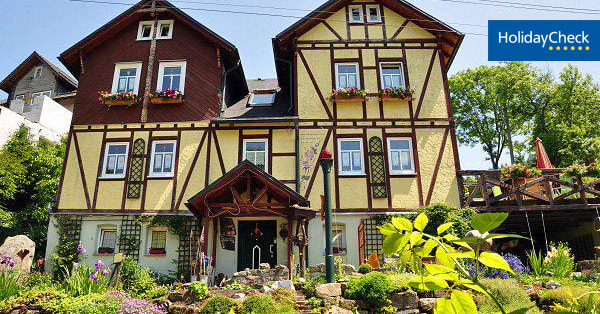 Haus Rennsteigrose (Neuhaus am Rennweg) • HolidayCheck