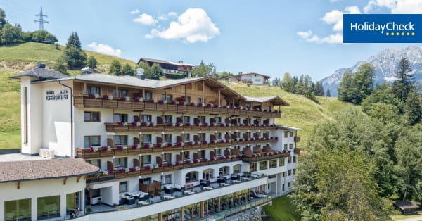 We invite you to join one of the guided hiking trips, Bergdoktor walking tours, the Ellmauer summer nights and other various offers for free. ELLMaubegeistert! - comunidadelectronica.com