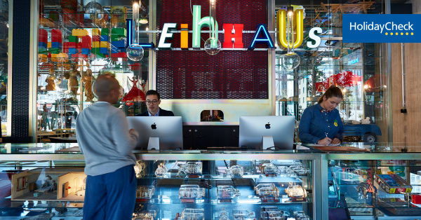 25hours Hotel Zrich Langstrasse. Ort: Zrich. 96%. 5,5 / 6 Sehr schne Umgebung in der sich das Hotel befindet. Gute Anbindung in die Stadt von Zrich. Hotels Zrich fr Alleinreisende Die besten Zrich Hotels bei