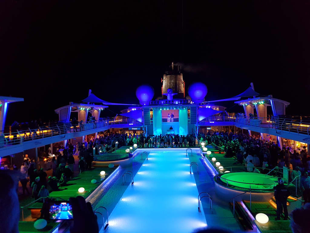 Poolparty Mein Schiff 5 Holidaycheck