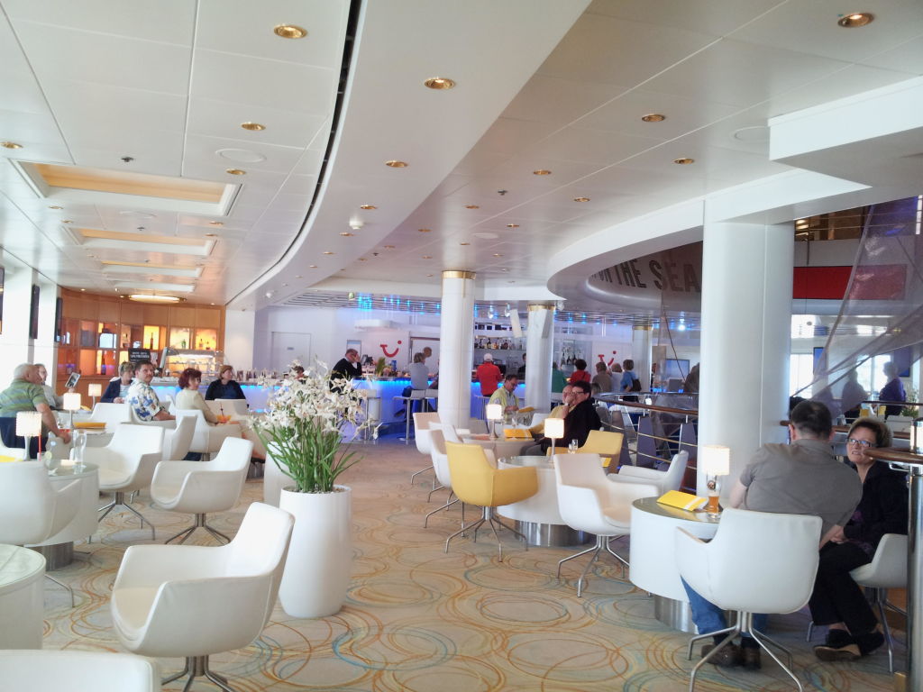 Die Tui Bar Alte Mein Schiff 2 Holidaycheck