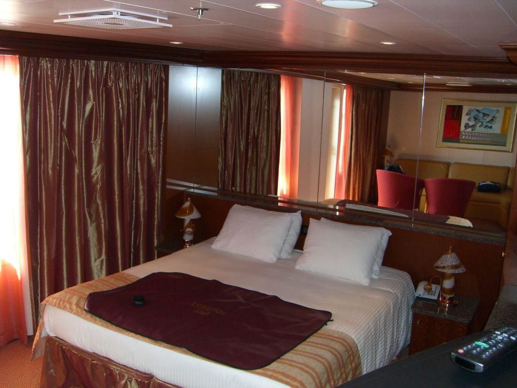 Kabine Suite Carnival Glory Holidaycheck