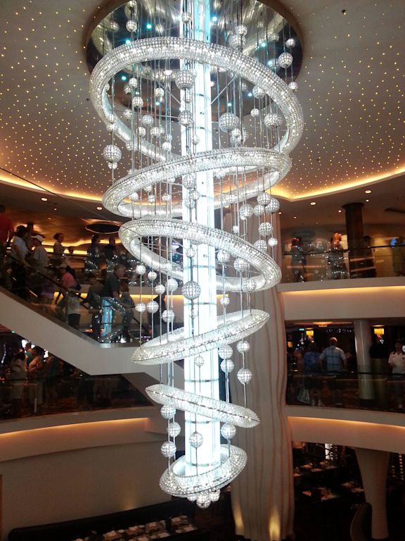 Luster Atrium Norwegian Epic Holidaycheck