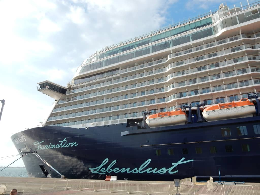 Außenansicht Mein Schiff 5 Holidaycheck