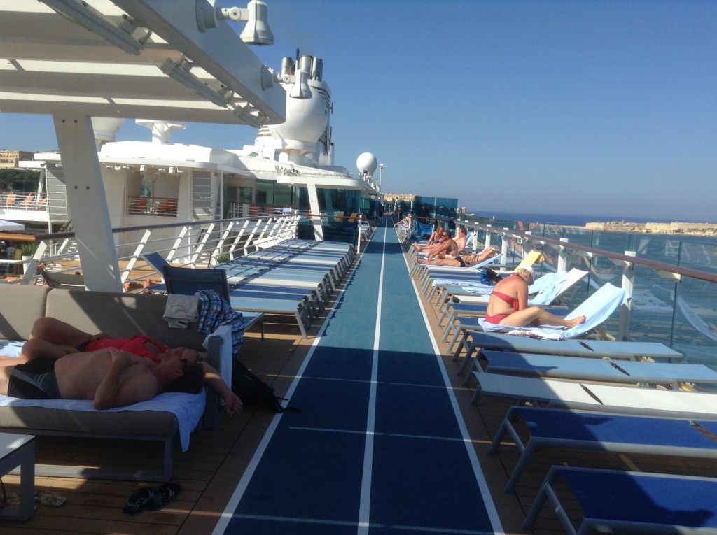 Joggingstrecke Mein Schiff 3 Holidaycheck