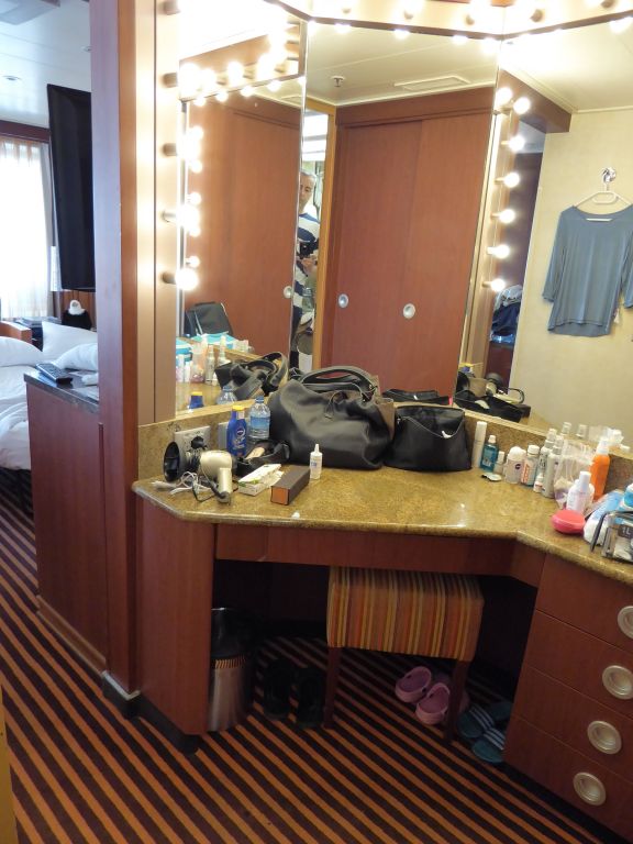 Ankleidebereich Der Ocean Suite Carnival Sunshine