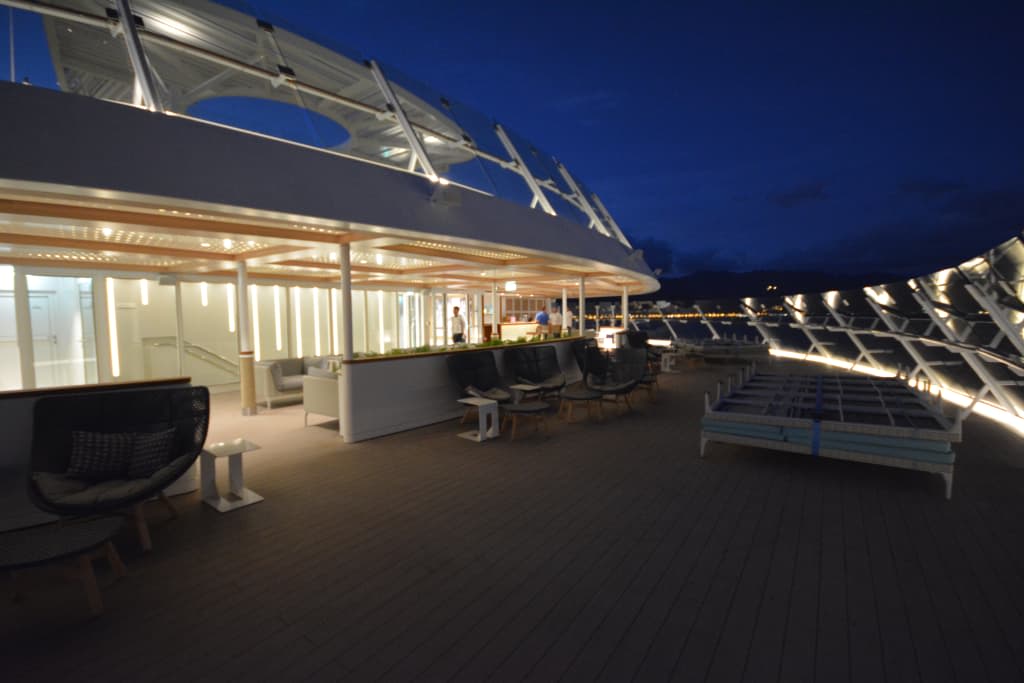 X Deck Vorne über Der X Lounge Neue Mein Schiff 2