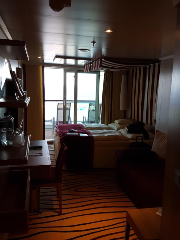 Leider Mit Eingeschränkter Sicht Aidaperla Holidaycheck