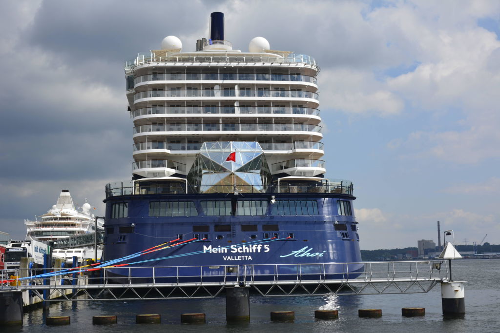 Außen Mein Schiff 5 Holidaycheck