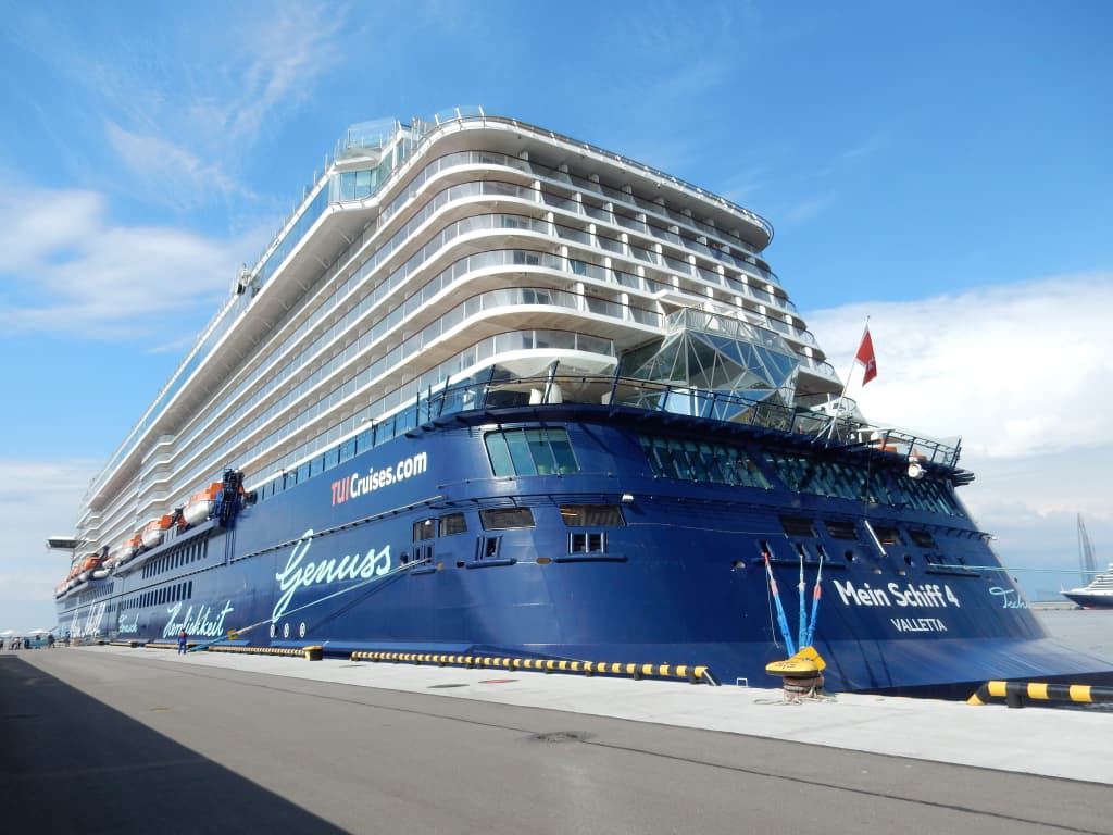 St Petersburg Mein Schiff 4 Holidaycheck