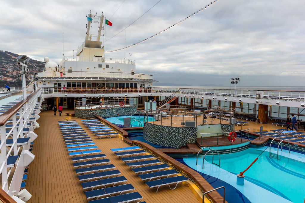 Pooldeck Am Morgen Alte Mein Schiff 1 Holidaycheck