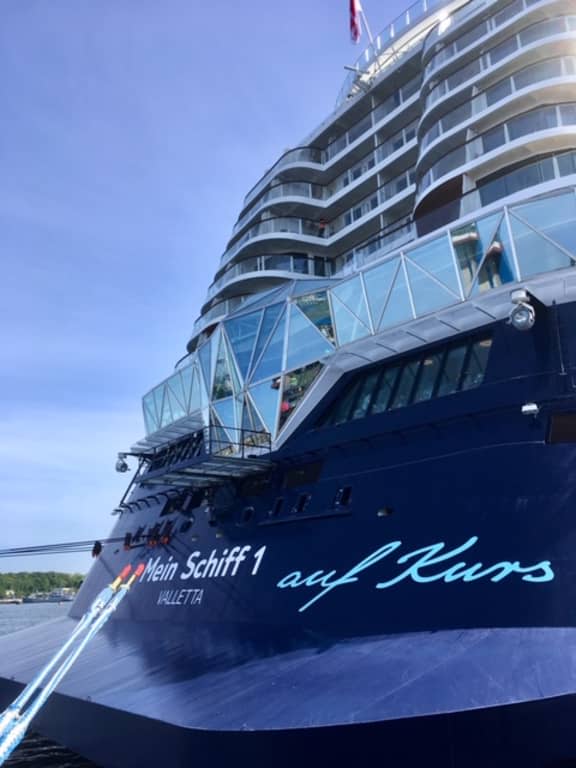 Heckansicht Mein Schiff 1 Holidaycheck