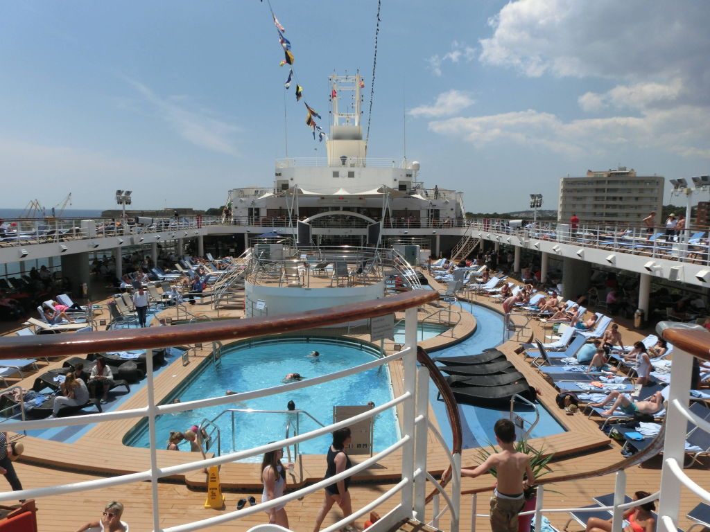 Schwimmbad Alte Mein Schiff 2 Holidaycheck