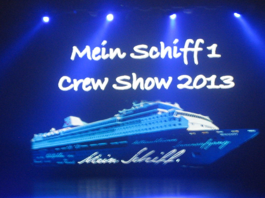 Crew Show Alte Mein Schiff 1 Holidaycheck