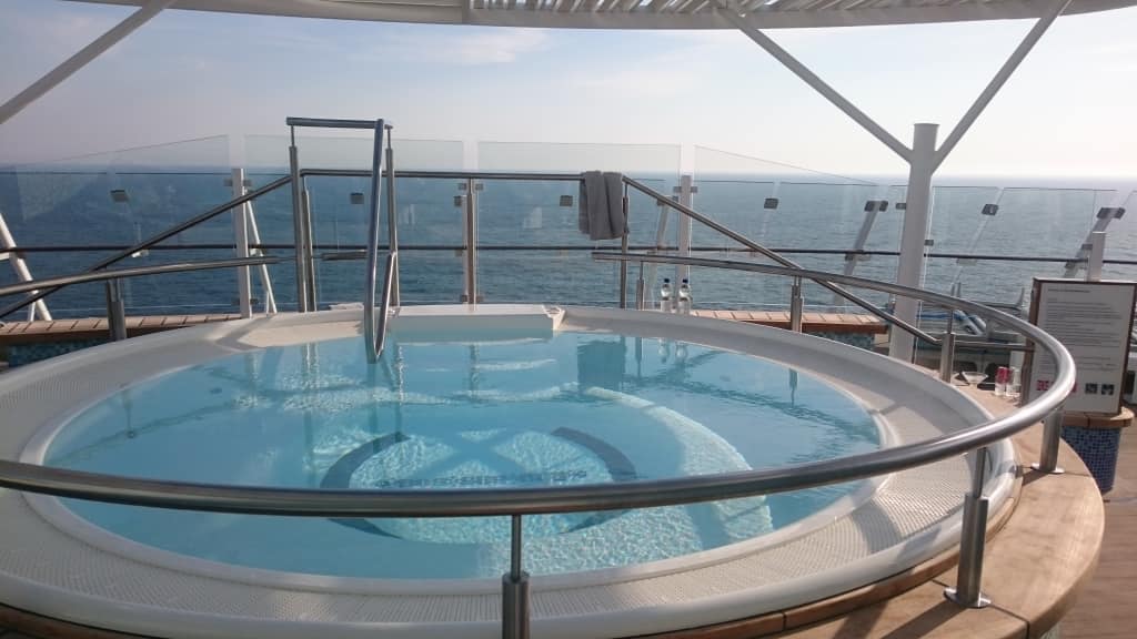 Whirl Pool Auf Dem X Sonnendeck Mein Schiff 1 Holidaycheck