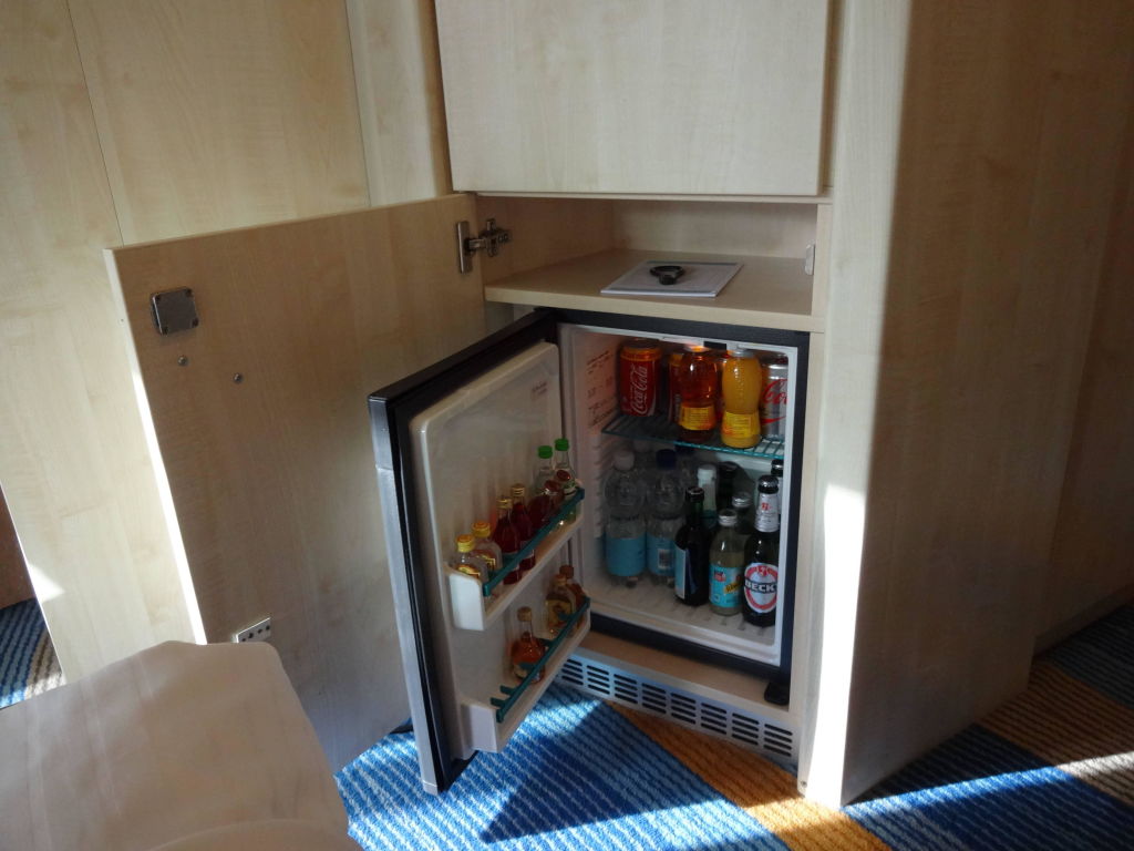 Minibar Alte Mein Schiff 2 Holidaycheck