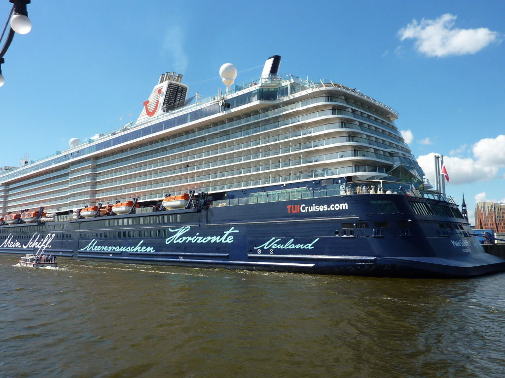 Ms 3 In Hamburg Mein Schiff 3 Holidaycheck