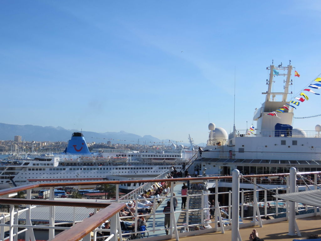 Ausblick Zum Hafen Mein Schiff 1 Nicht Mehr Aktiv