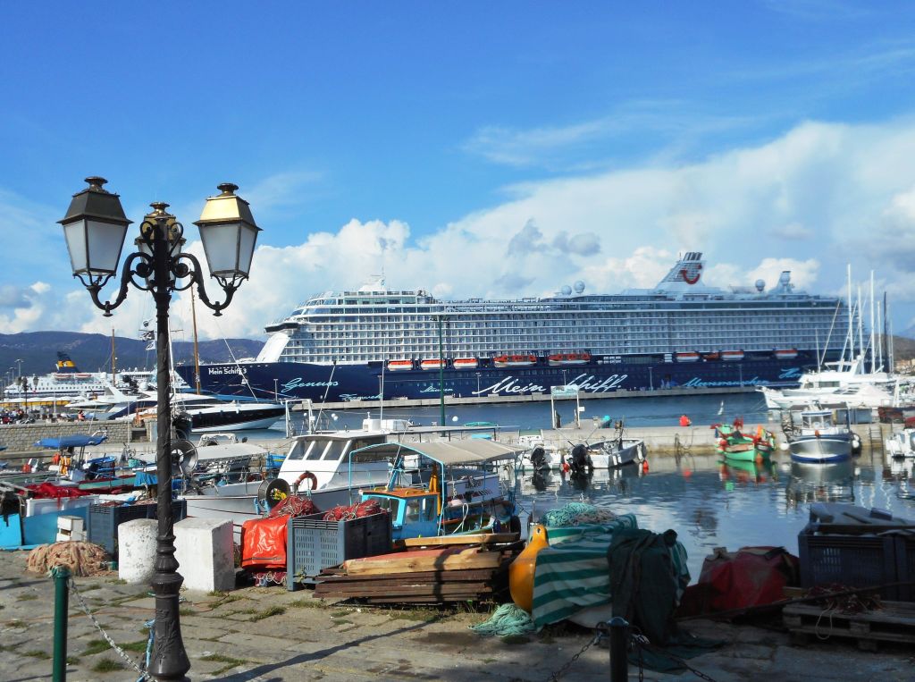 Mein Schiff 3 In Ajaccio Mein Schiff 3 Holidaycheck