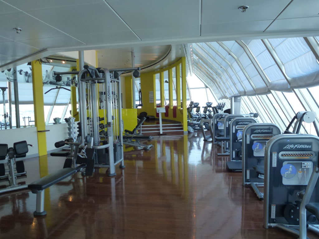 Fitnesscenter Auf Deck 12 Alte Mein Schiff 2 Holidaycheck