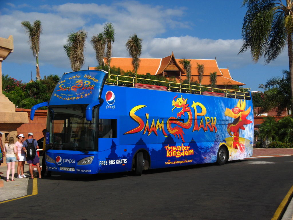 Парк трансфер. Автобус аквапарк. Лас автобус. Siam Park лого. Автобус в парк лого.