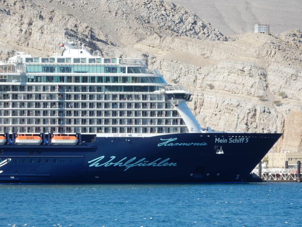 In Khasab Mein Schiff 5 Holidaycheck