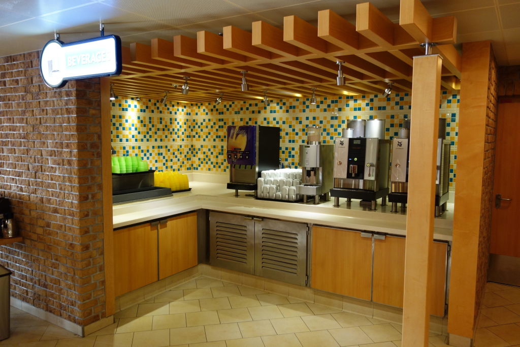 Getrankebuffet Lido Marketplace Carnival Breeze Holidaycheck