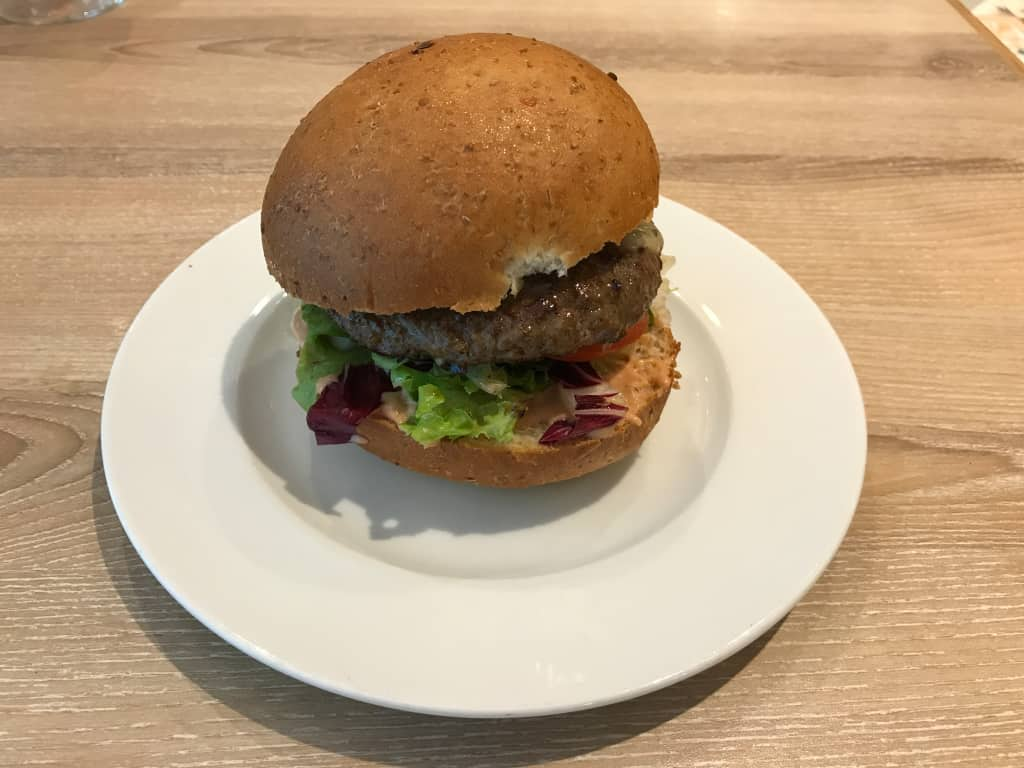 Burger Von Tag Und Nacht Bistro Mein Schiff 3 Holidaycheck