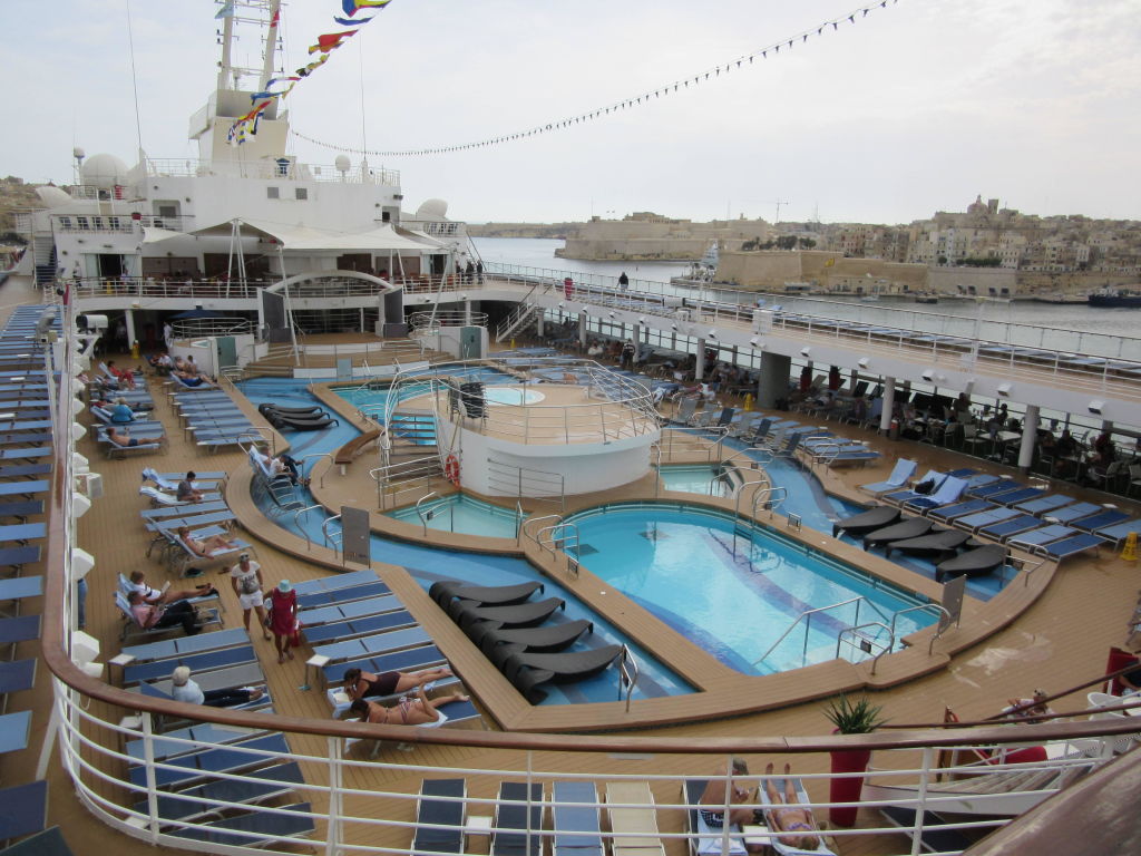 Pooldeck Alte Mein Schiff 2 Holidaycheck