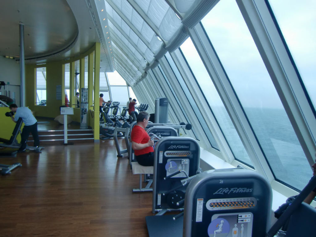 Fitnessstudio Alte Mein Schiff 2 Holidaycheck