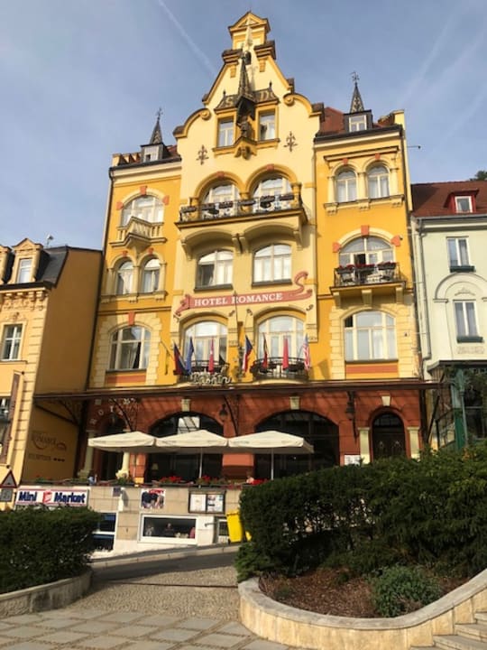 Hotel Romance