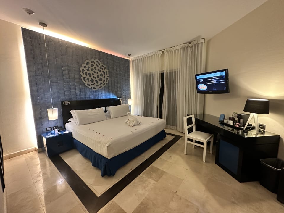 Ocean Maya Royale - Rooms