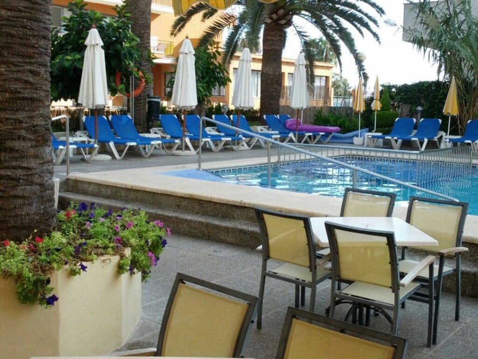 "Pool" Universal Hotel Bikini (Cala Millor) • HolidayCheck (Mallorca