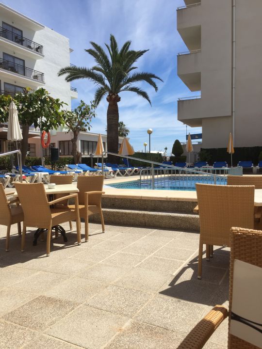 "Pool" Universal Hotel Bikini (Cala Millor) • HolidayCheck (Mallorca