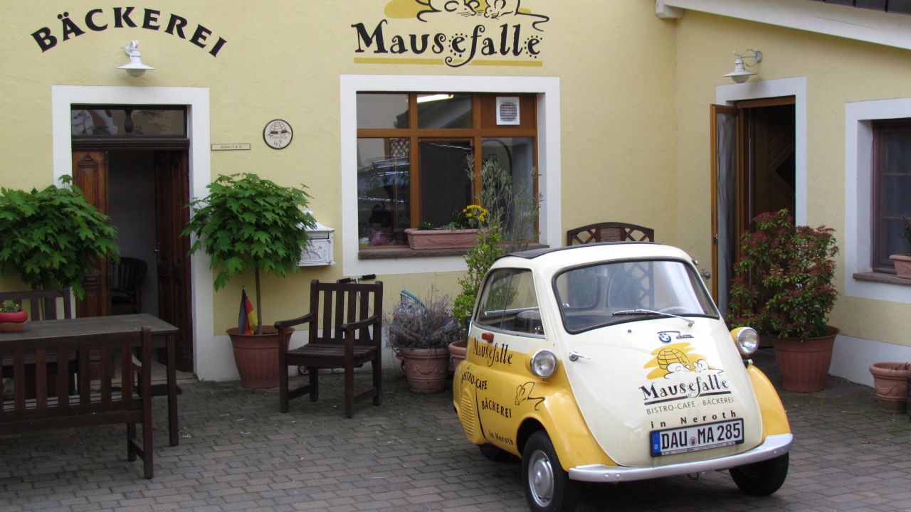 Hotel Am Eifelsteig (Neroth) • HolidayCheck (Rheinland ...