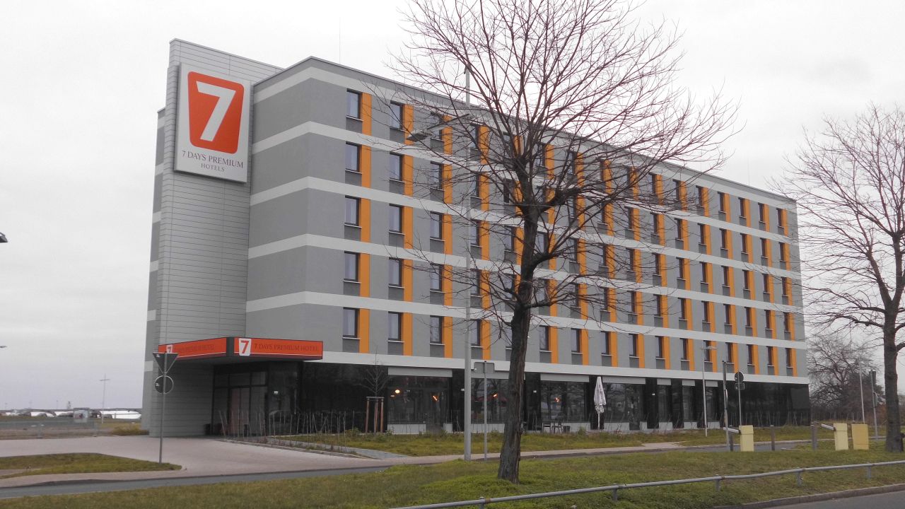 7 Days Premium Hotel Leipzig Airport Schkeuditz Holidaycheck Sachsen Deutschland