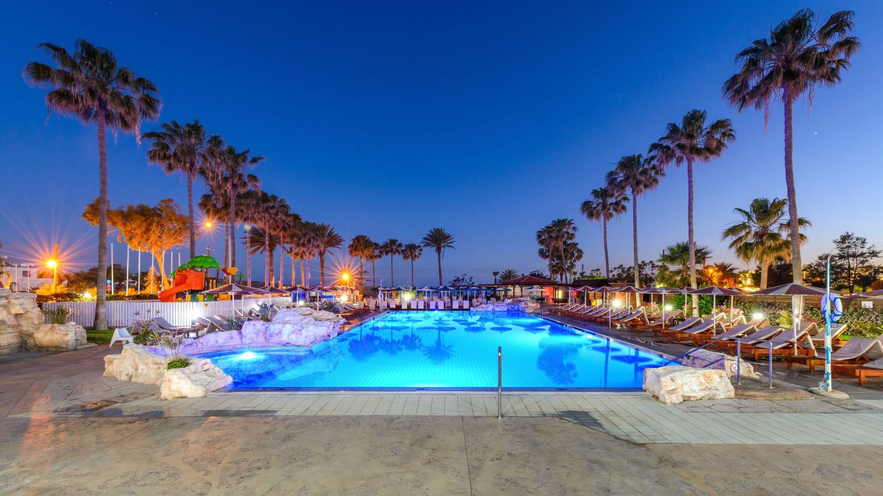 Das Pavlo Napa Beach ist ein 4* Hotel und kann jetzt ab 649€ gebucht werden