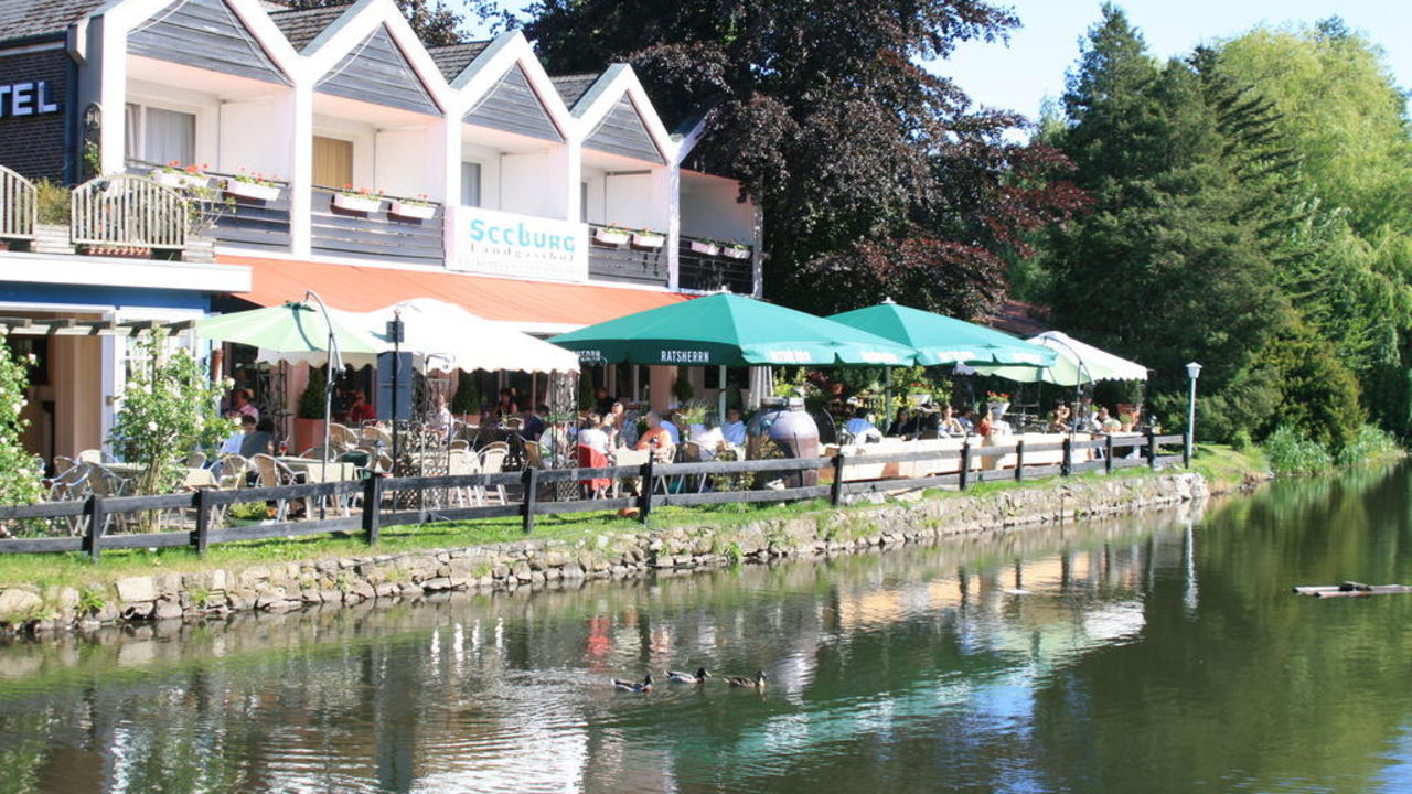 Hotel Seeburg  Hotelbetrieb eingestellt   Buxtehude      HolidayCheck