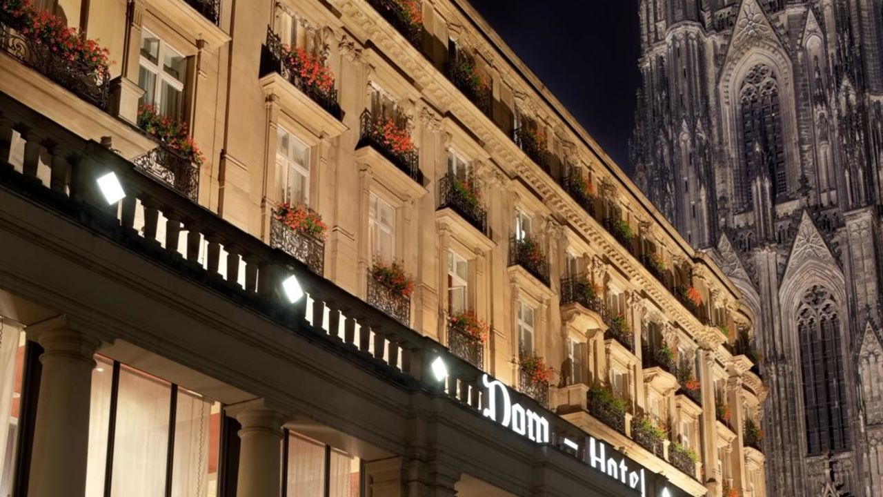 Dom Hotel (Köln) • HolidayCheck (NordrheinWestfalen Deutschland)