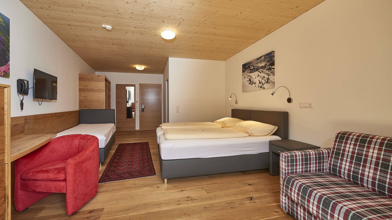 Gartenhotel Daxer in Zell am See • HolidayCheck Salzburger Land
