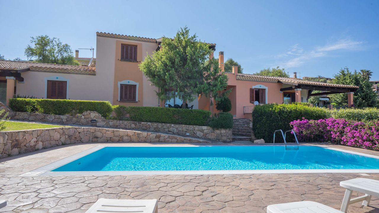 Sardafit Nr 119 1 Smeraldavilla Mit Pool Und Meerblick Budoni